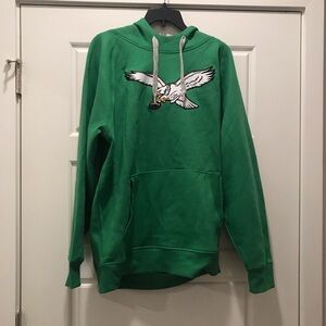 Philadelphia Eagles Antigua Throwback Victory Logo Hoodie